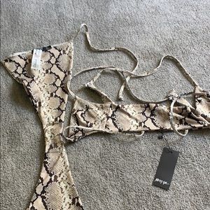 too big! Still has the price tag on it! Never worn